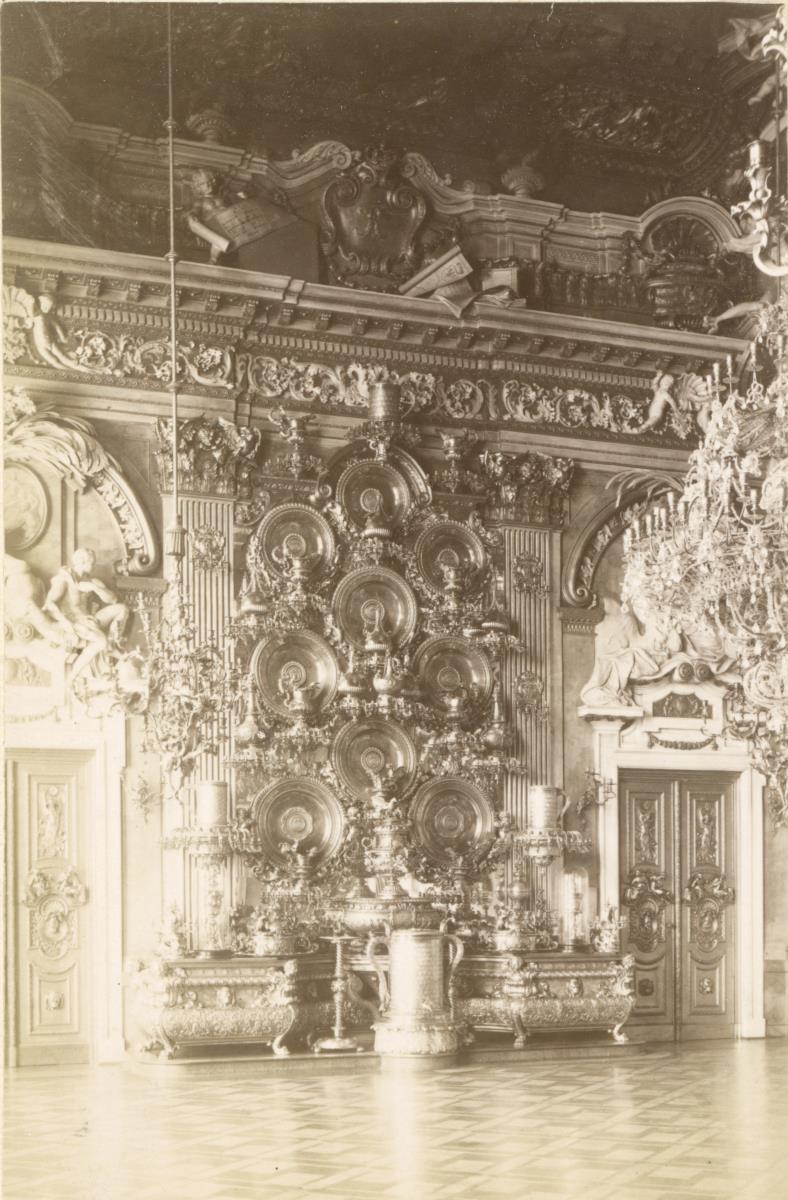 Berlin, Stadtschloss, Rittersaal mit Silberschatz