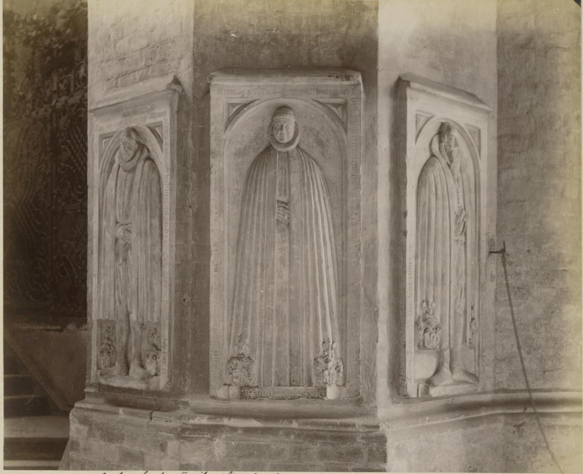 Berlin, Grabmal der Familie Steinbrecher in der Marienkirche