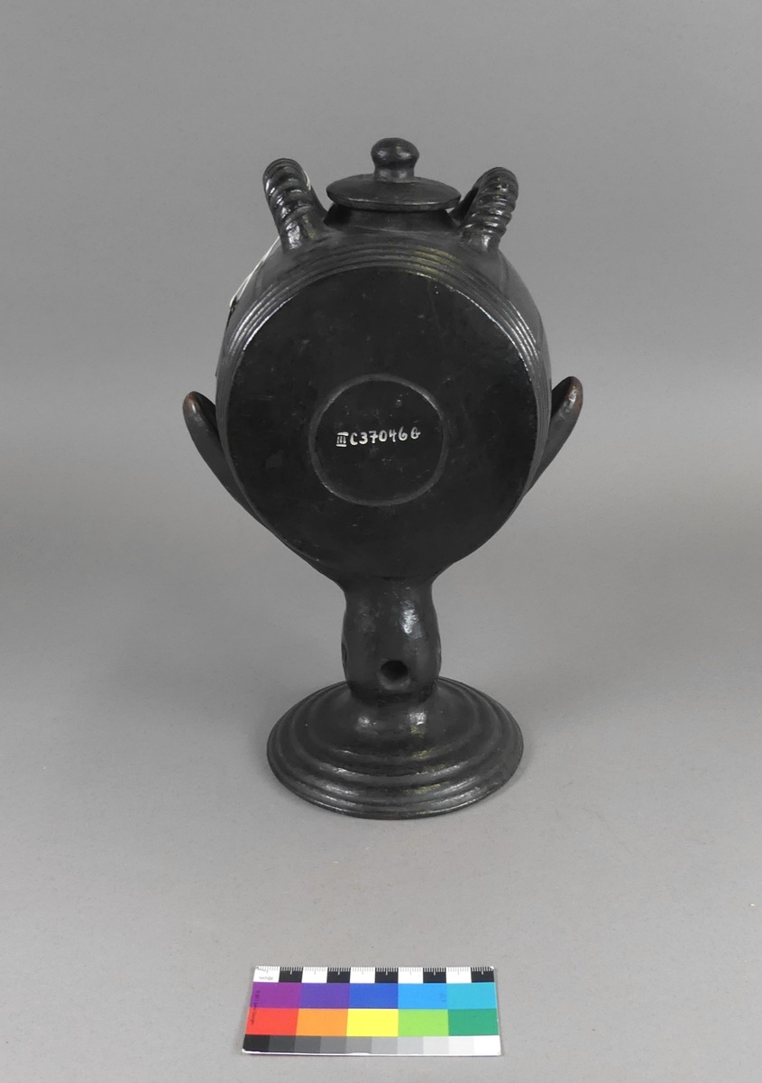 III C 37046 a-c
