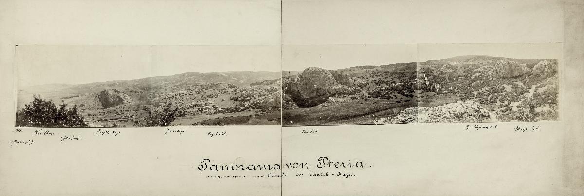 Panorama von Pteria, aufgenommen vom Ostrande des Taalik-Kaya.