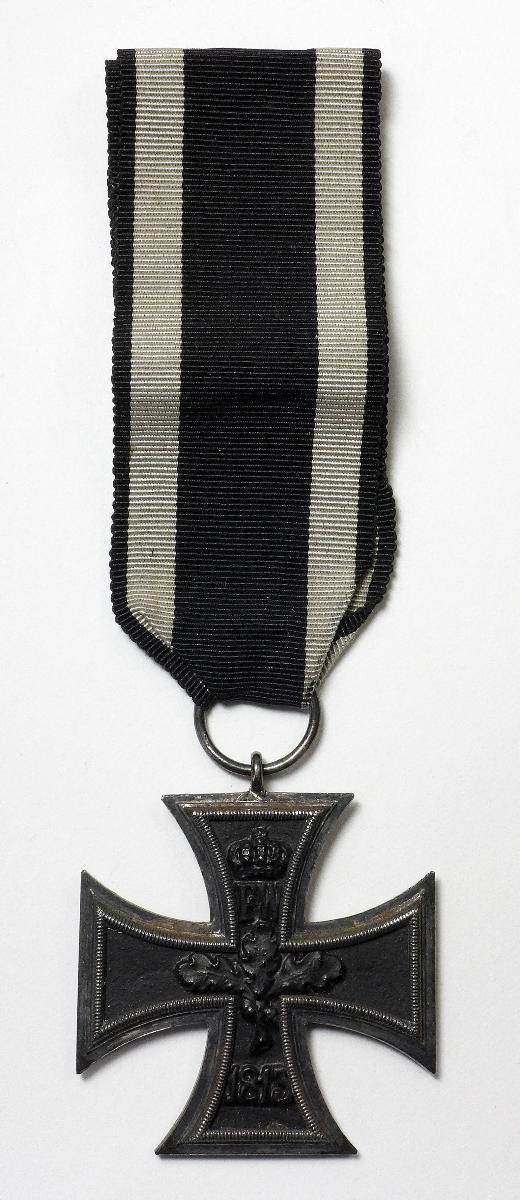N (67 G) 211/2015,a-c
