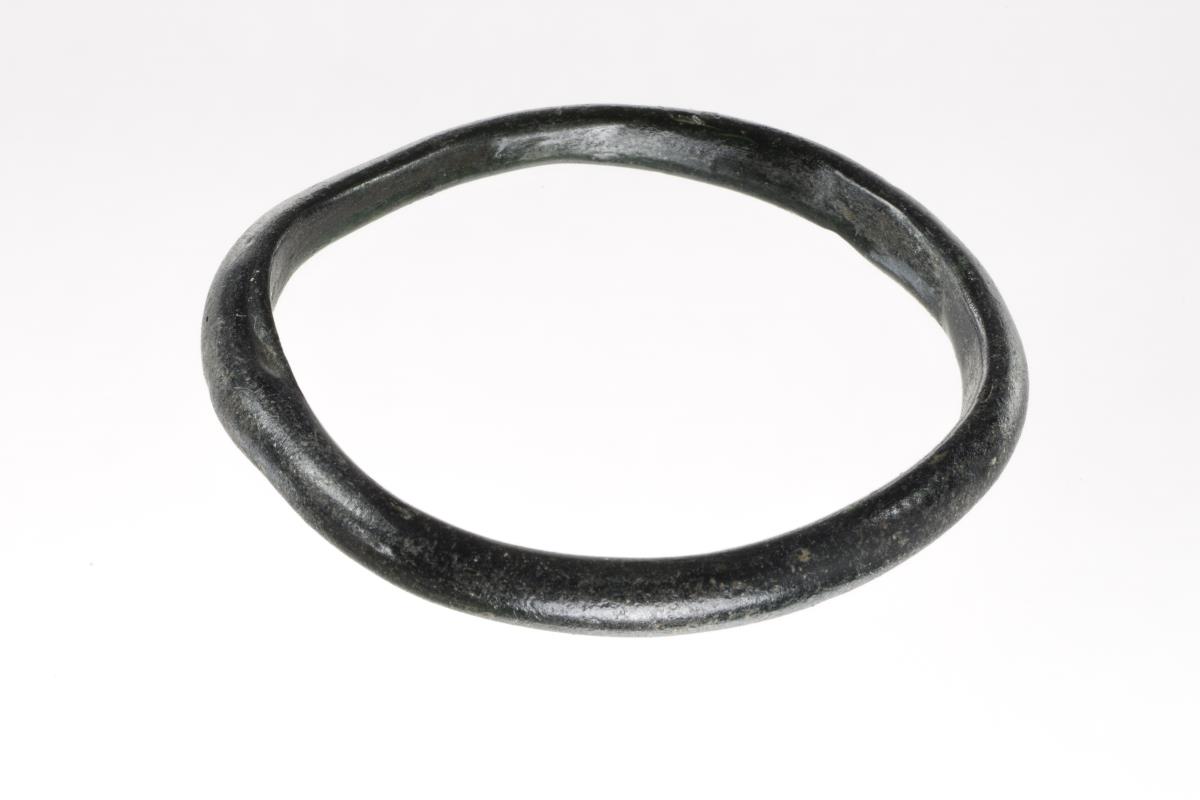 Ta 4035