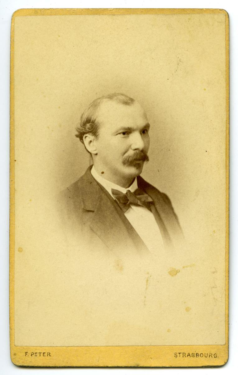 Max Simon