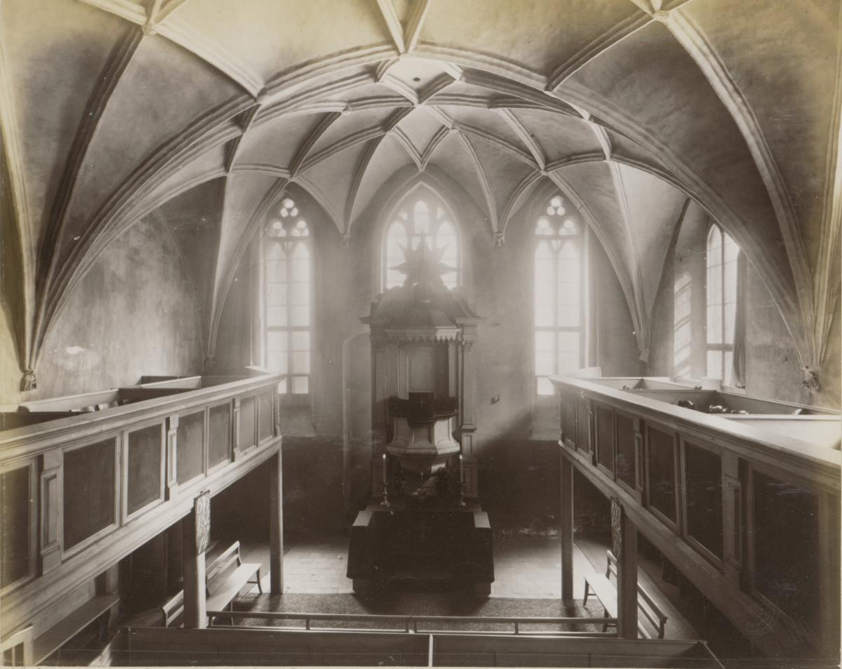 Berlin, Heiliggeistkirche, Altar