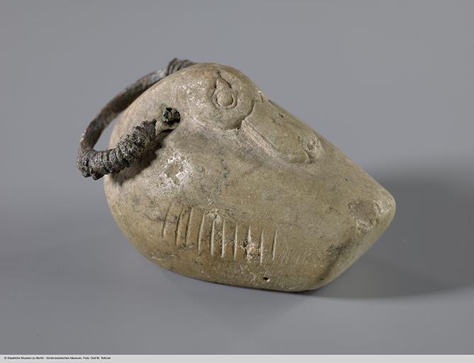Gewicht in Form einer Ente mit Bronzeöse