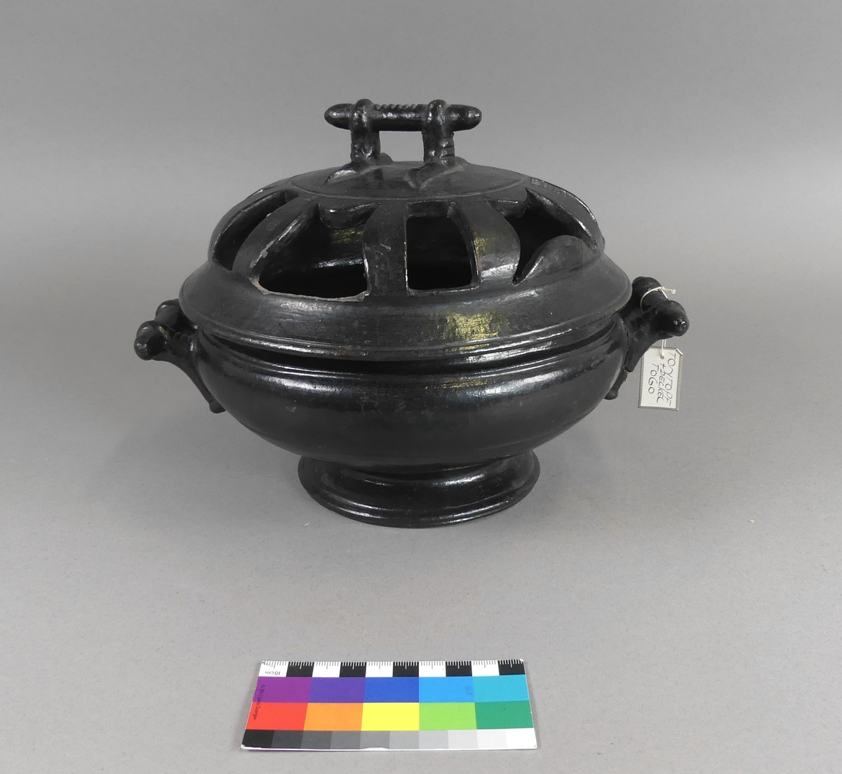 III C 37041 a,b