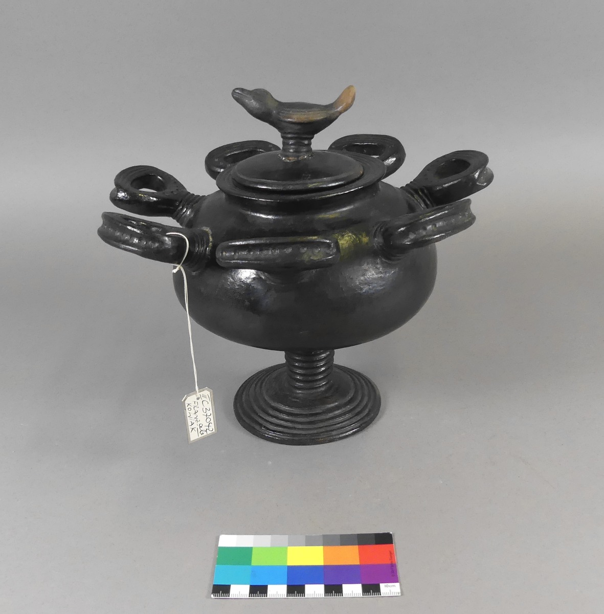 III C 37042 a,b