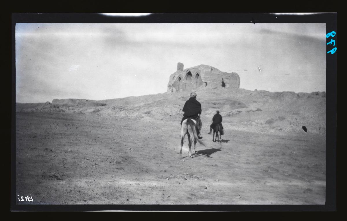 Grabung im al-Dschausaq al-Chaqani, Bab al-ʿAmma