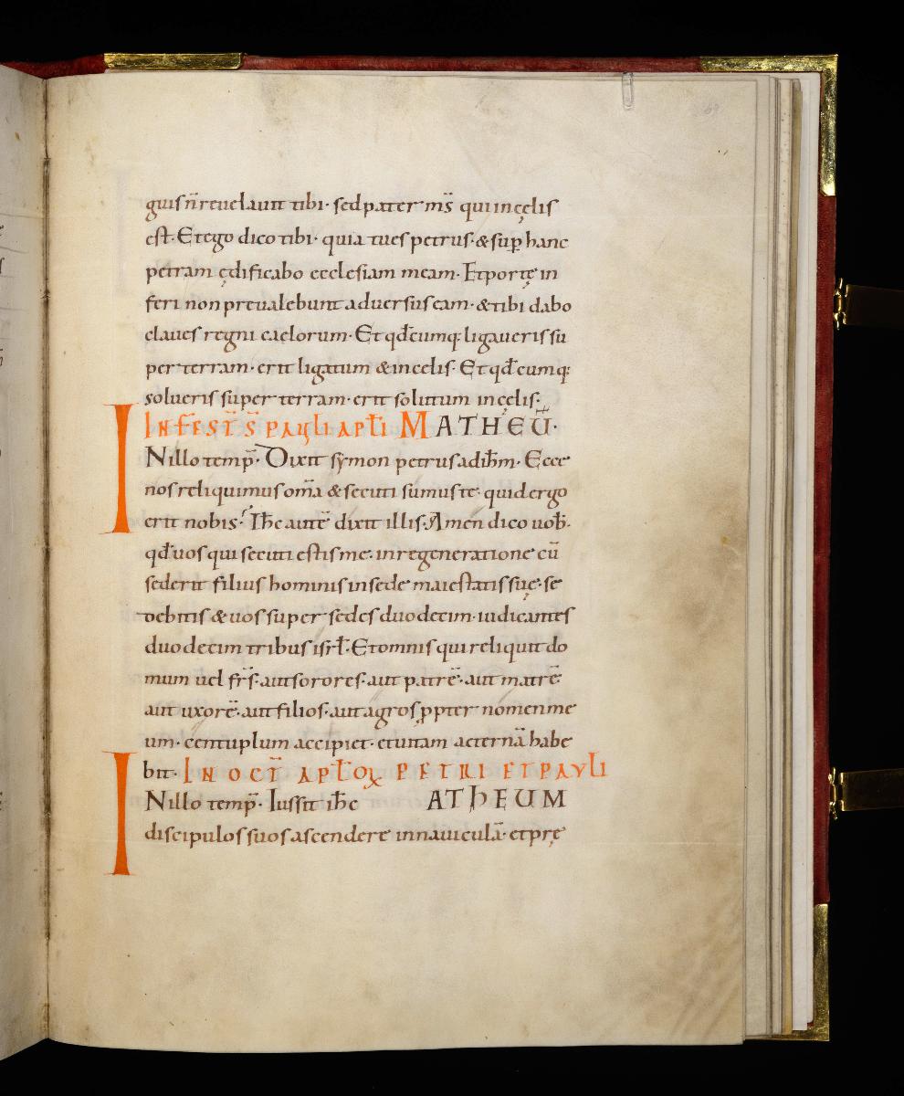 Evangelistar Heinrichs IV. (?), Textseite mit roten Textmarken I