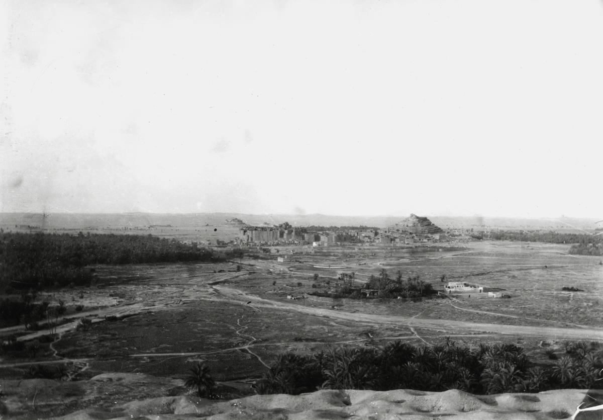 Blick vom Djabal al-Mauta auf Siwa-Stadt