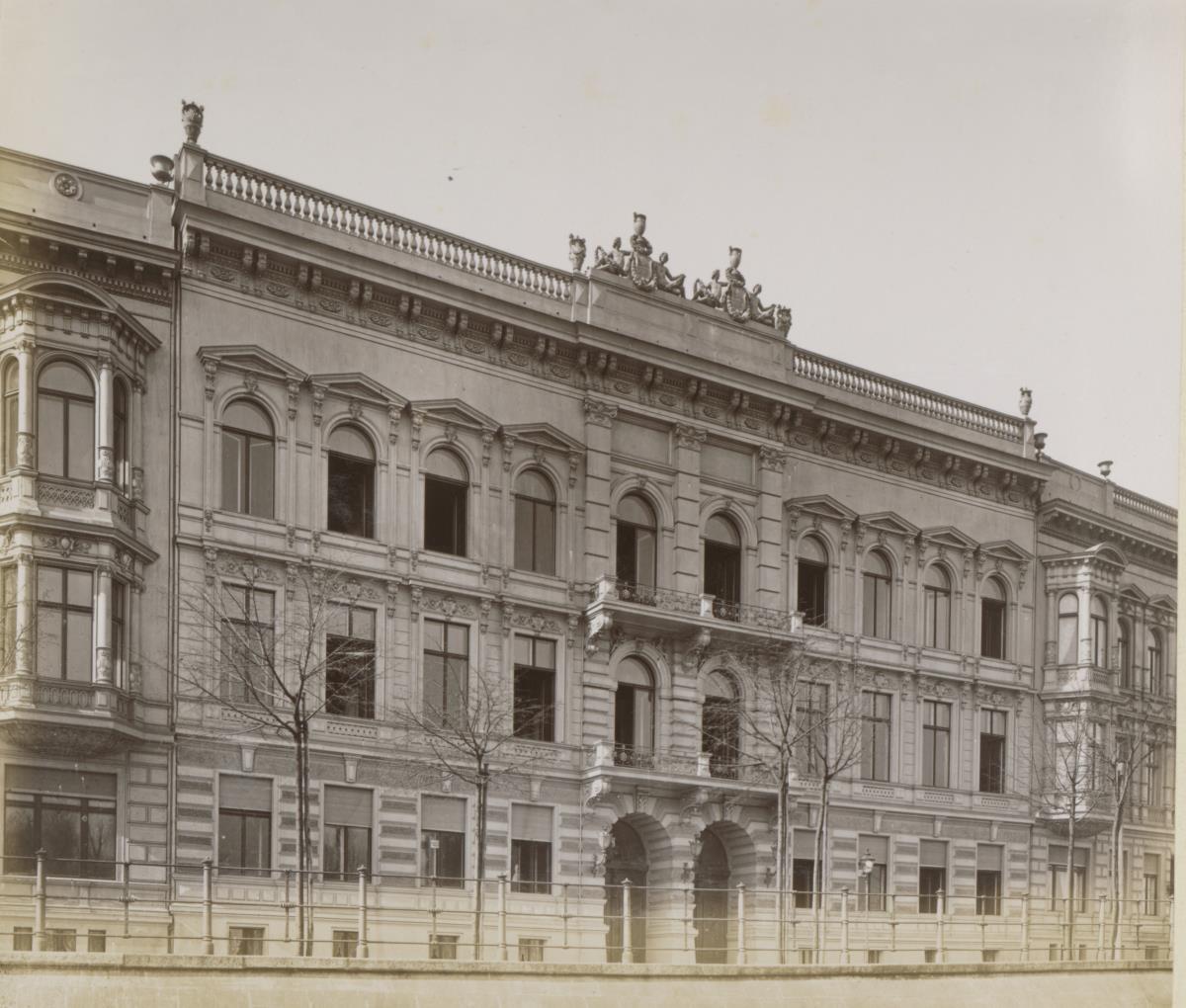Berlin, Kronprinzenufer 5