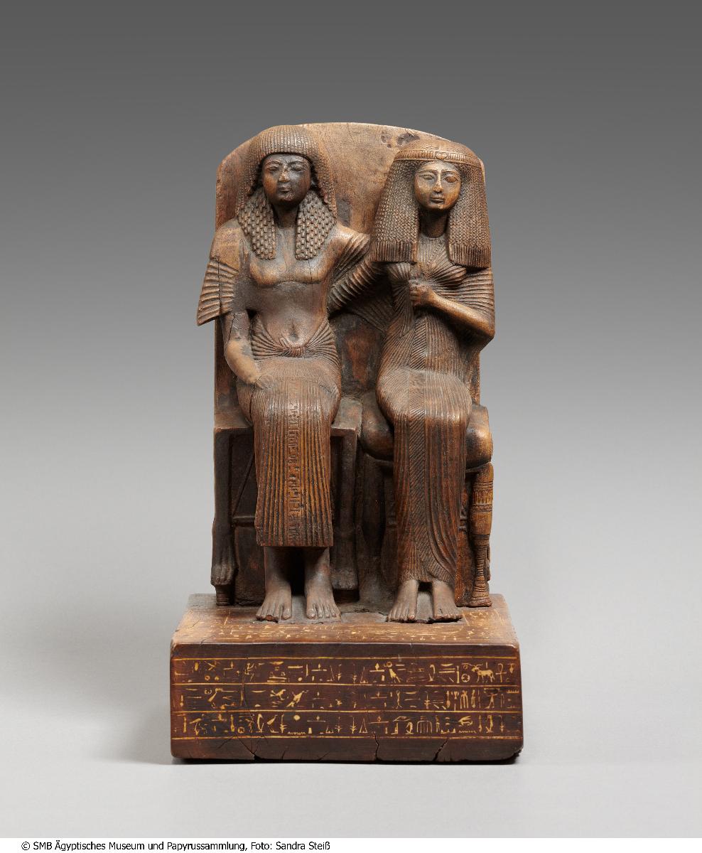 Sitzfigur des Vorstehers der Handwerker, Amenemope, und seiner Frau Hathor