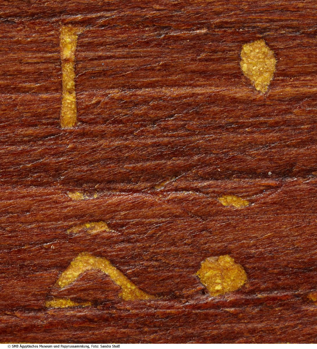 Sitzfigur des Vorstehers der Handwerker, Amenemope, und seiner Frau Hathor