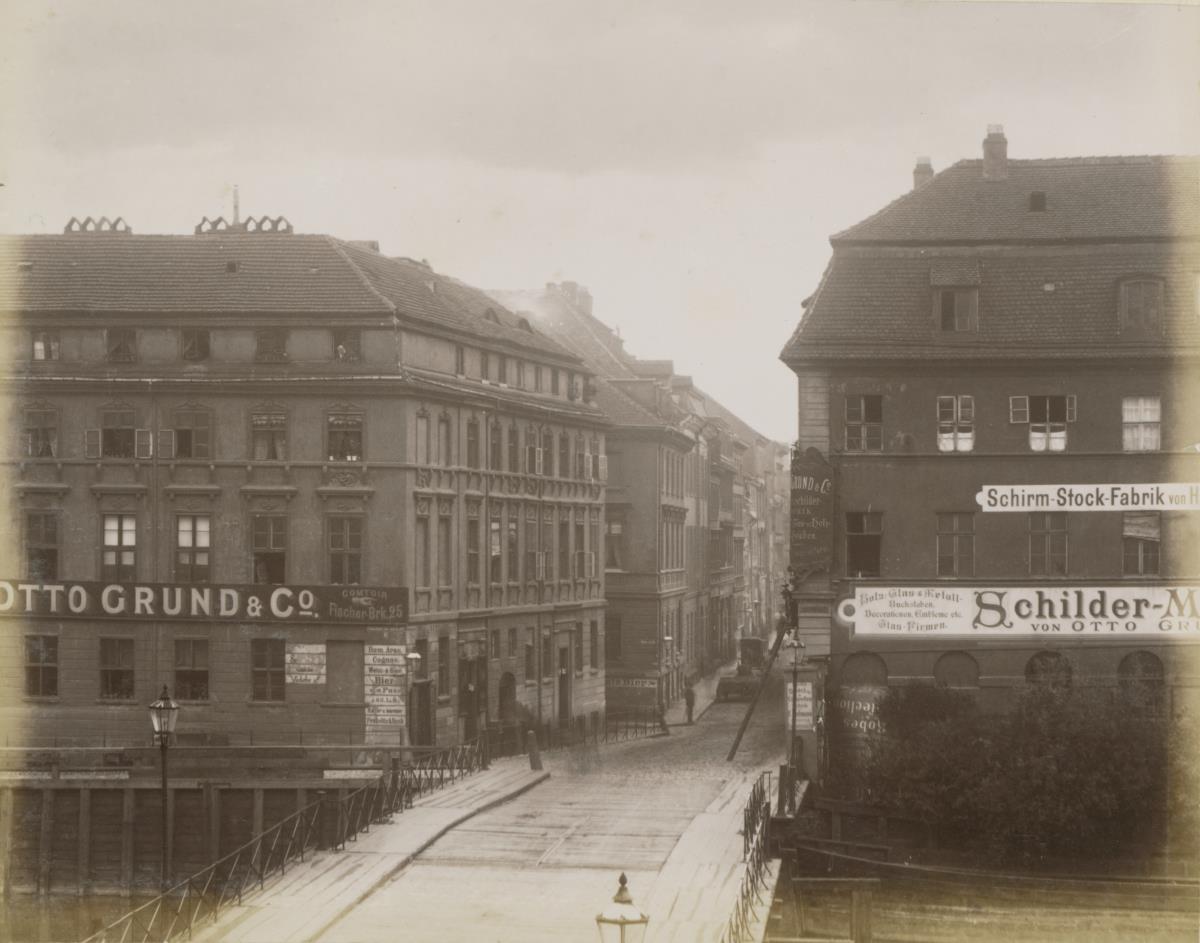 Berlin, Spreeinsel, Friedrichsgracht mit Fischerbrücke