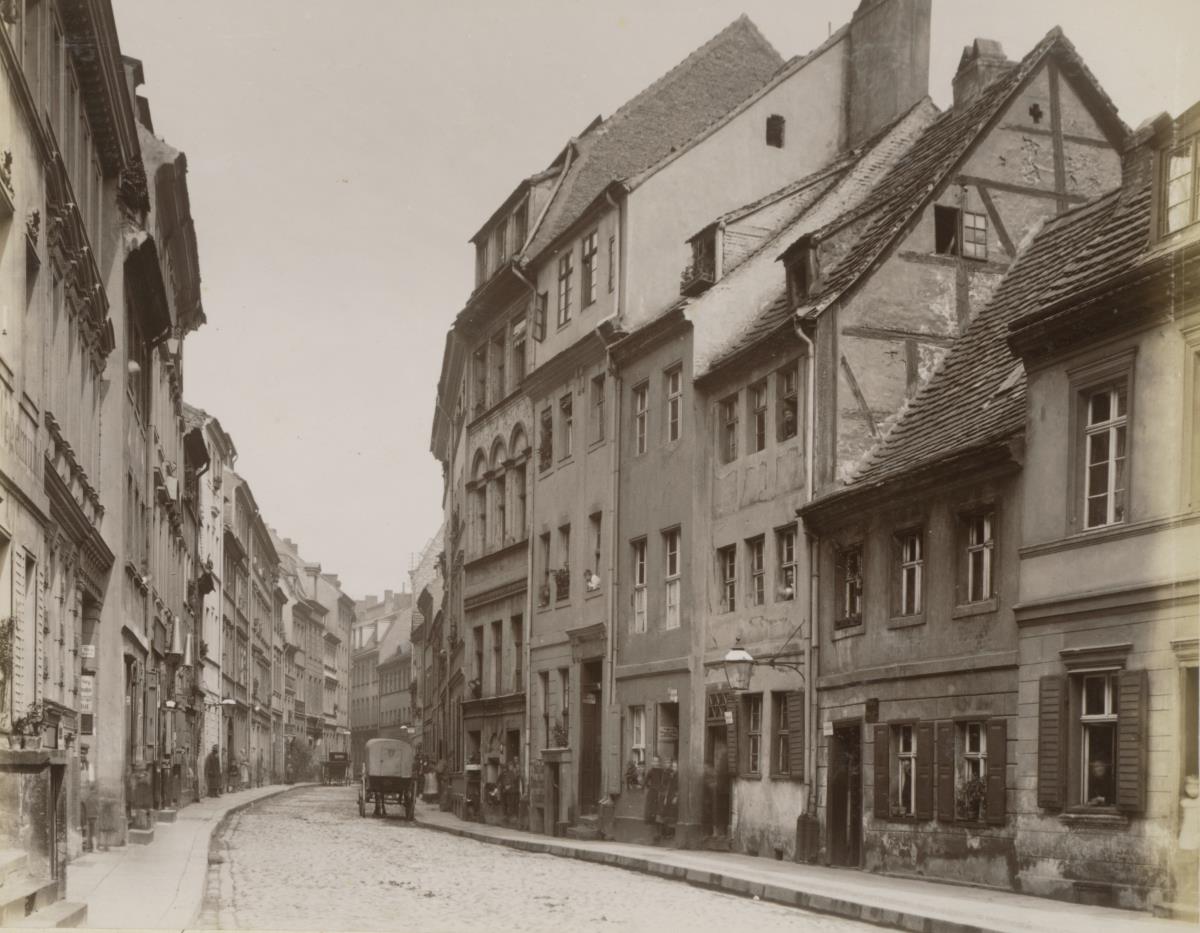 Berlin, Petristraße von der Friedrichsgracht aus