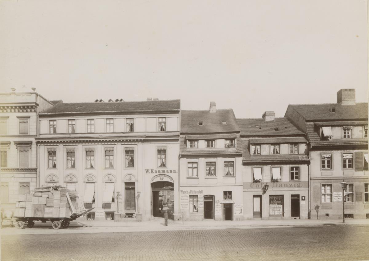 Berlin, Die Häuser Köpenickerstraße 87 bis 84