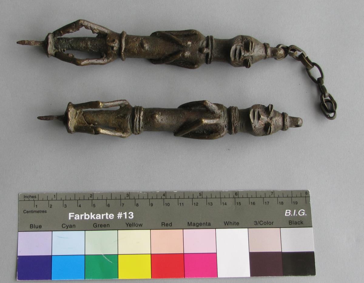 III C 27390 a,b