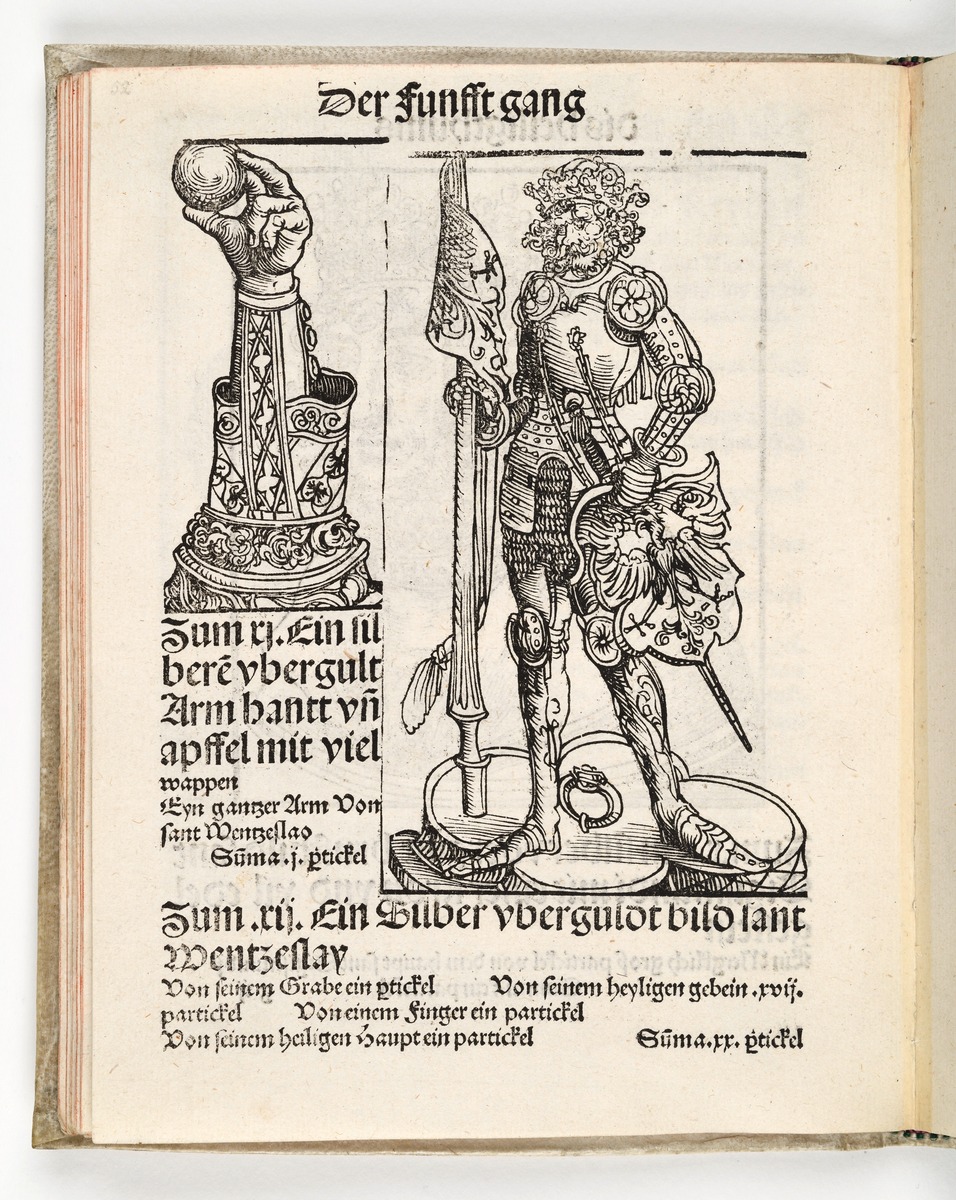 Wittenberger Heiltumsbuch: Vergoldetes Armreliquiar mit Apfel und Silberstatuette des Heiligen Wenzeslaus