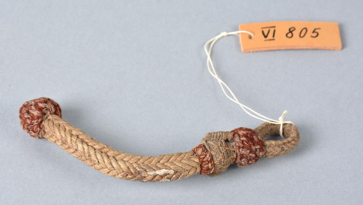 VI 805