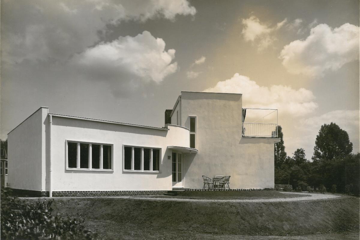 Breslau, Werkbundausstellung 1929 "Wohnung und Werkraum", Nr. 37, Einfamilienhaus