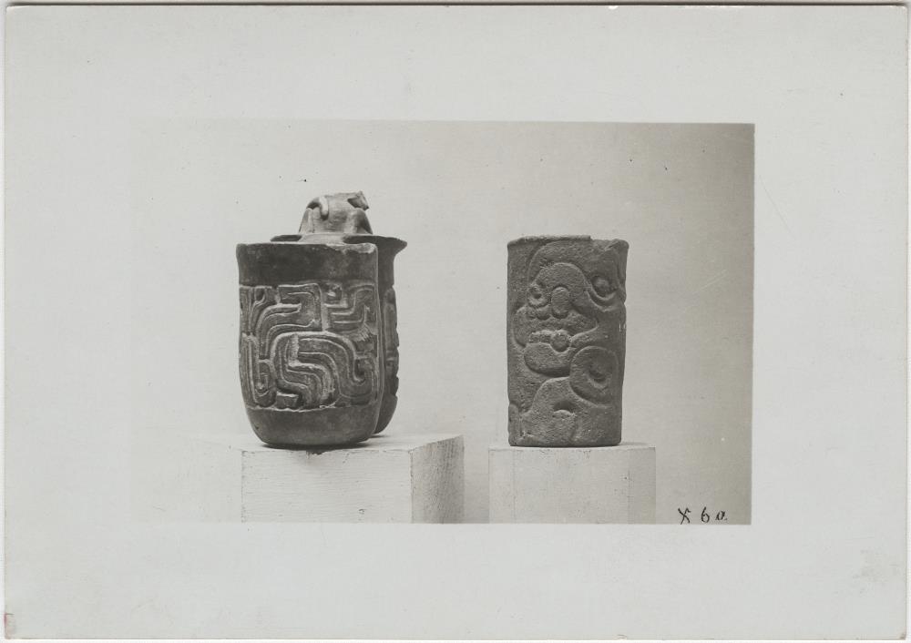Zwei Gefäße. Sammlung Guillermo de Heredia.