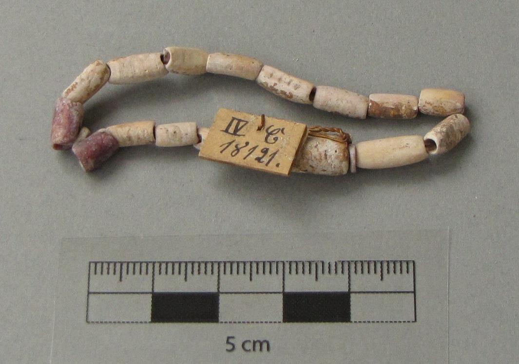 IV Ca 18121