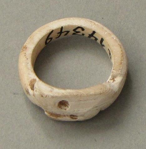 IV Ca 14349 b