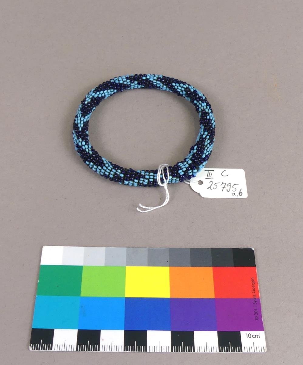 III C 25795 a,b