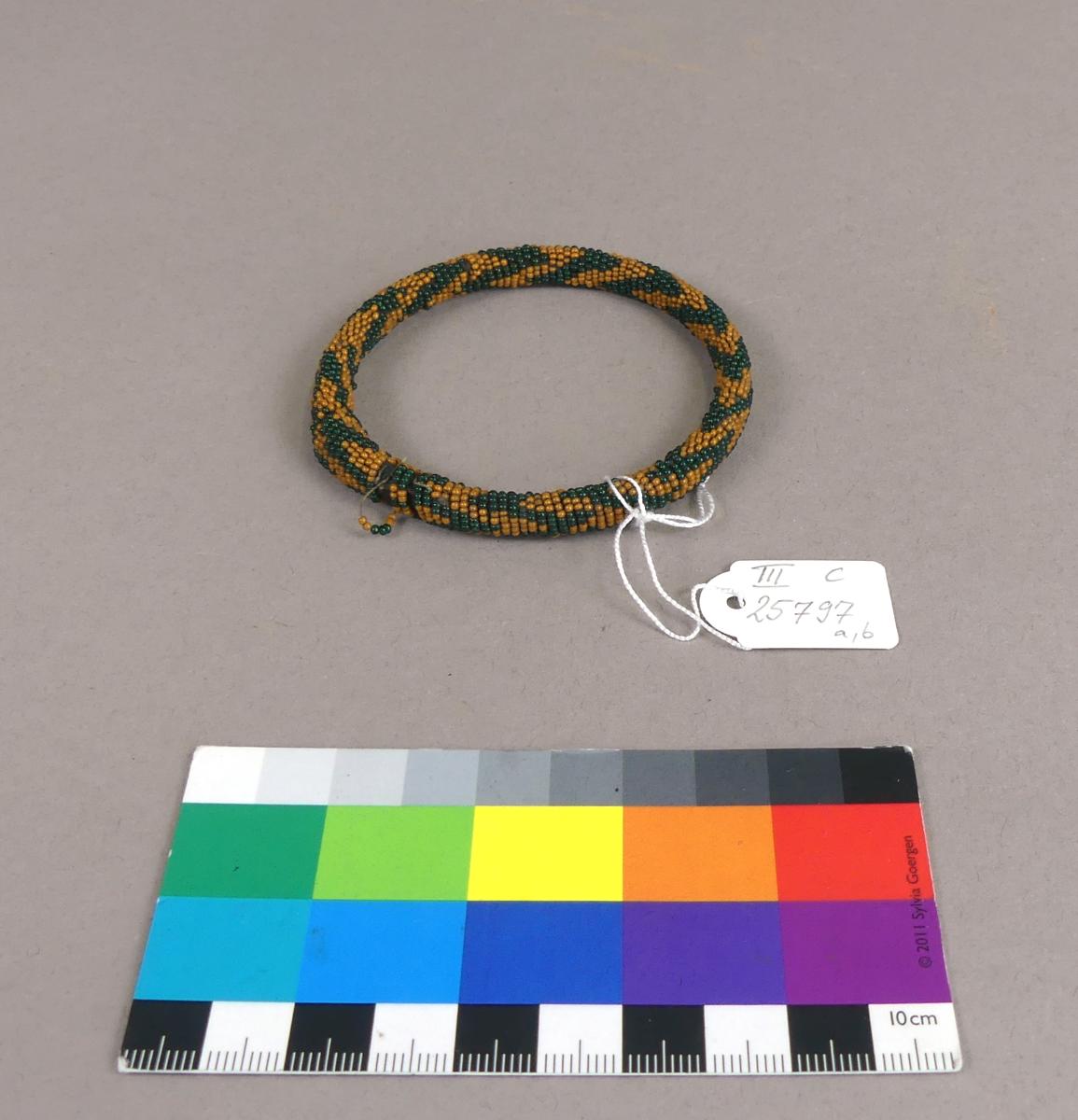 III C 25797 a,b