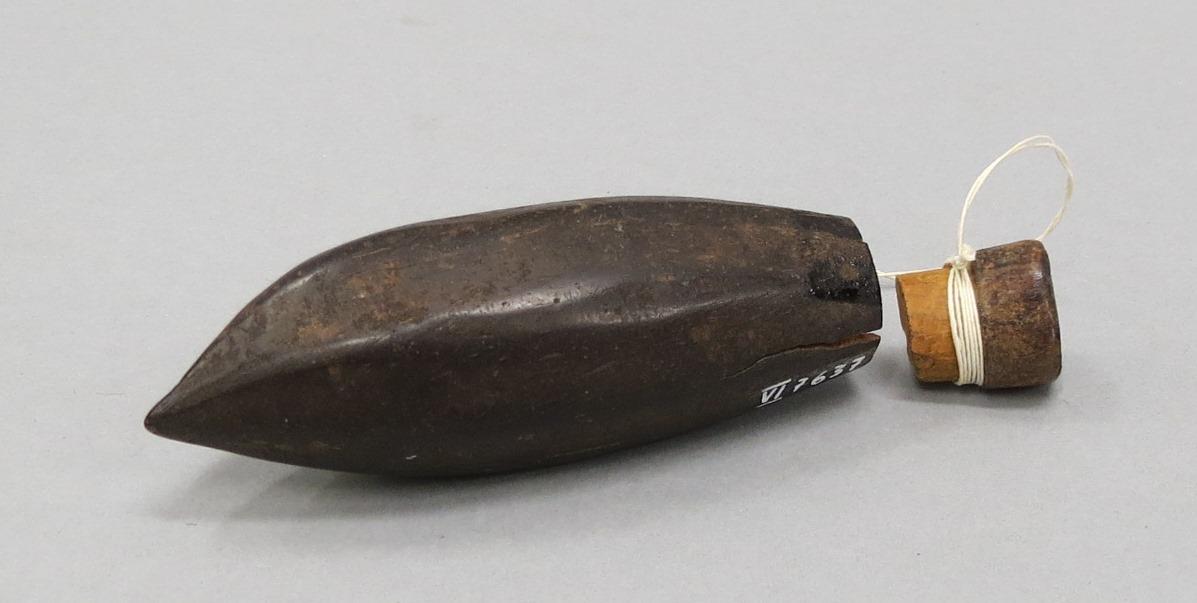 VI 7637 a,b