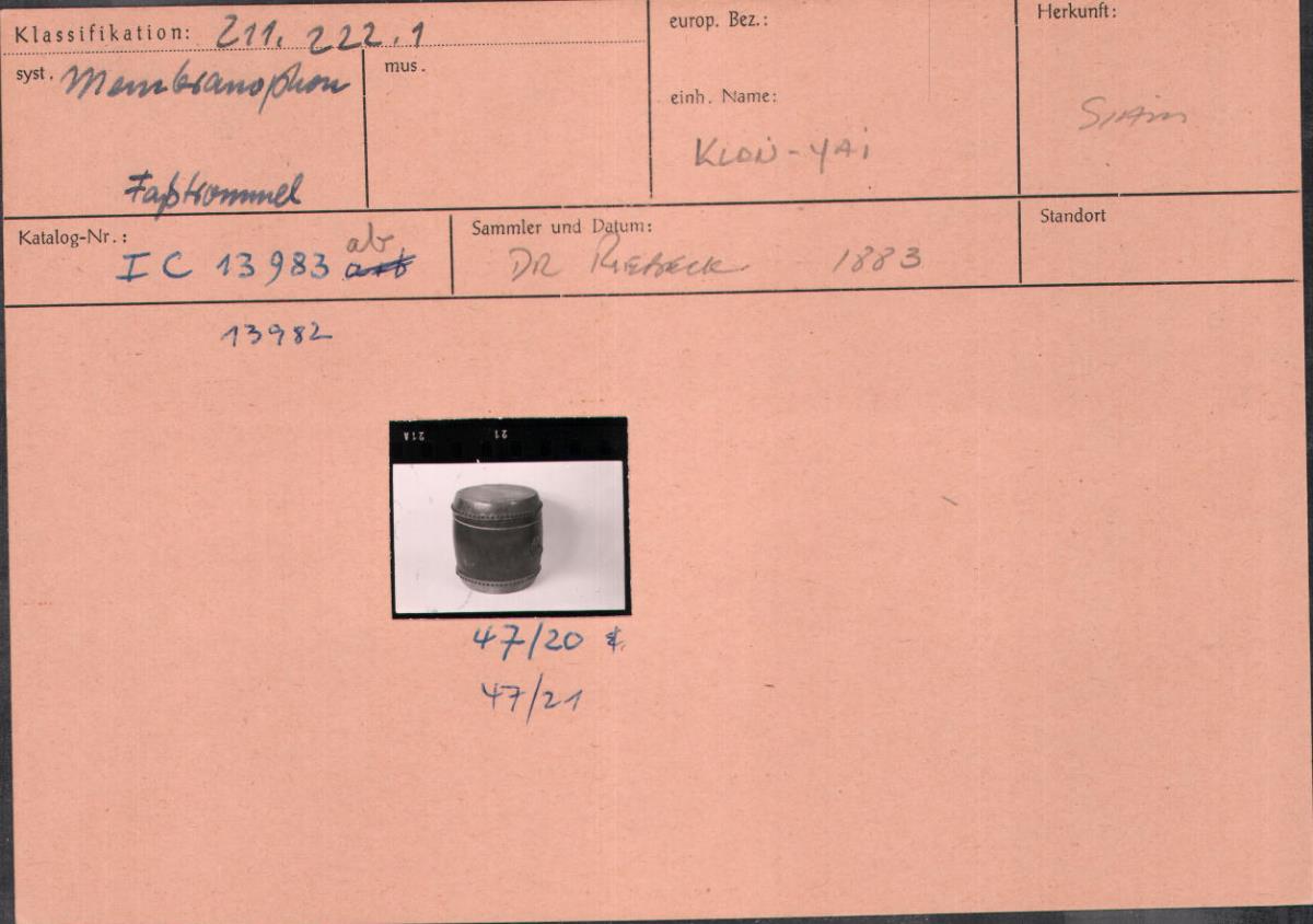 I C 13983 a,b