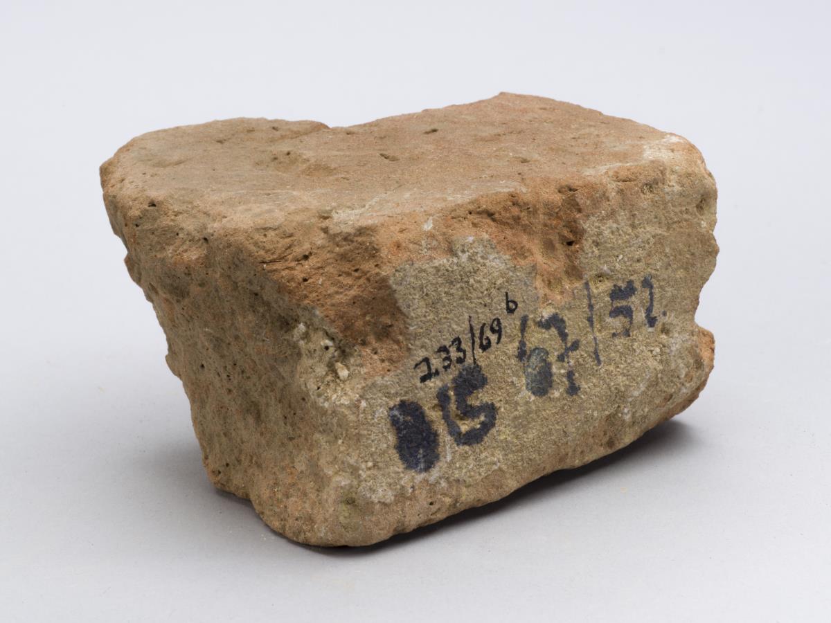 I. 33/69 b