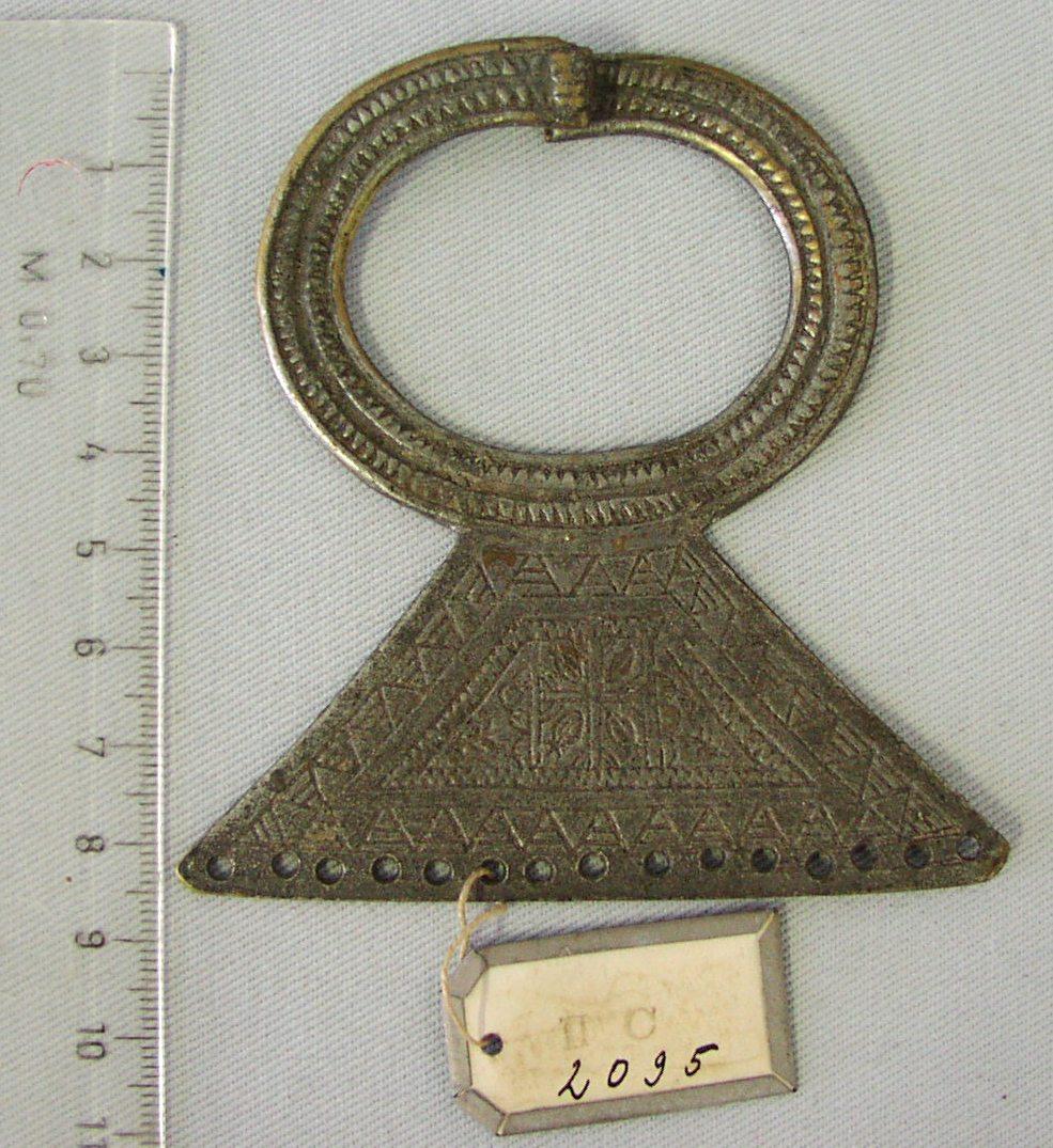 II C 2095