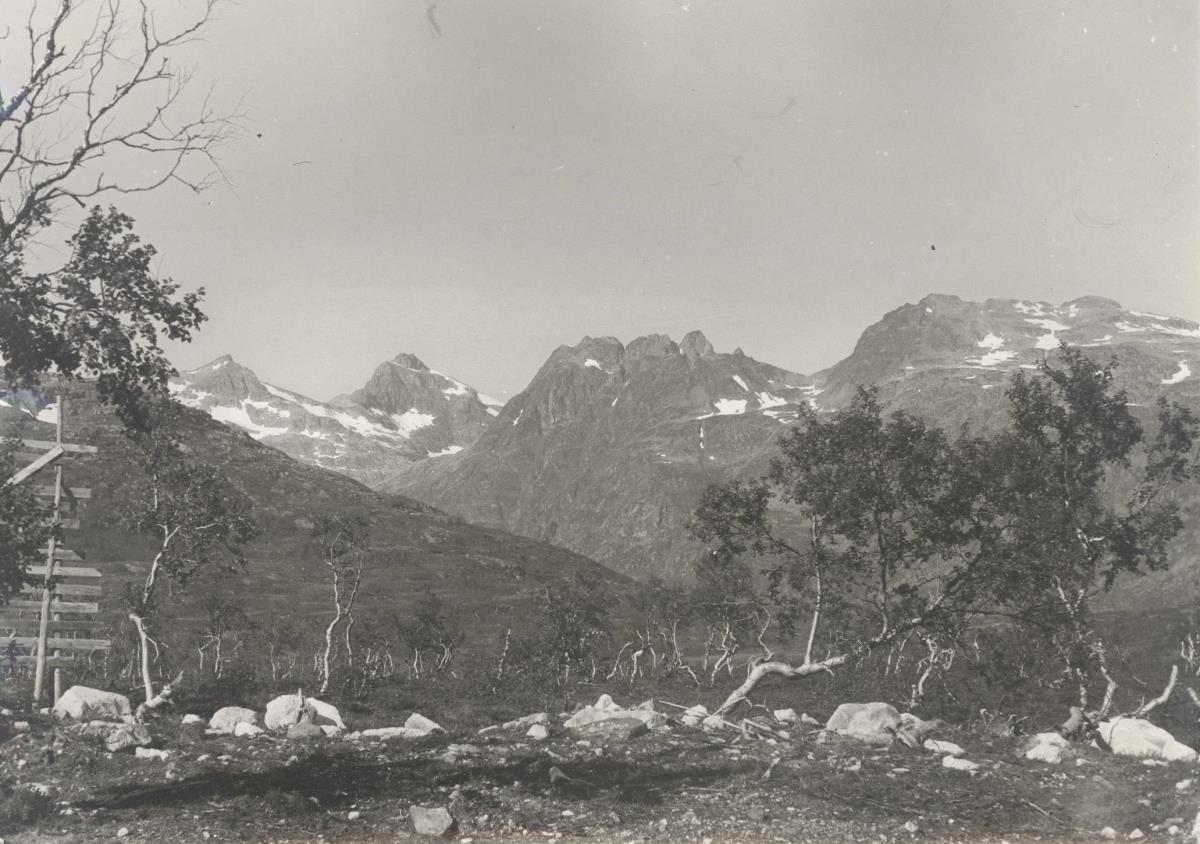 Mjeldskartind auf Kvaløy