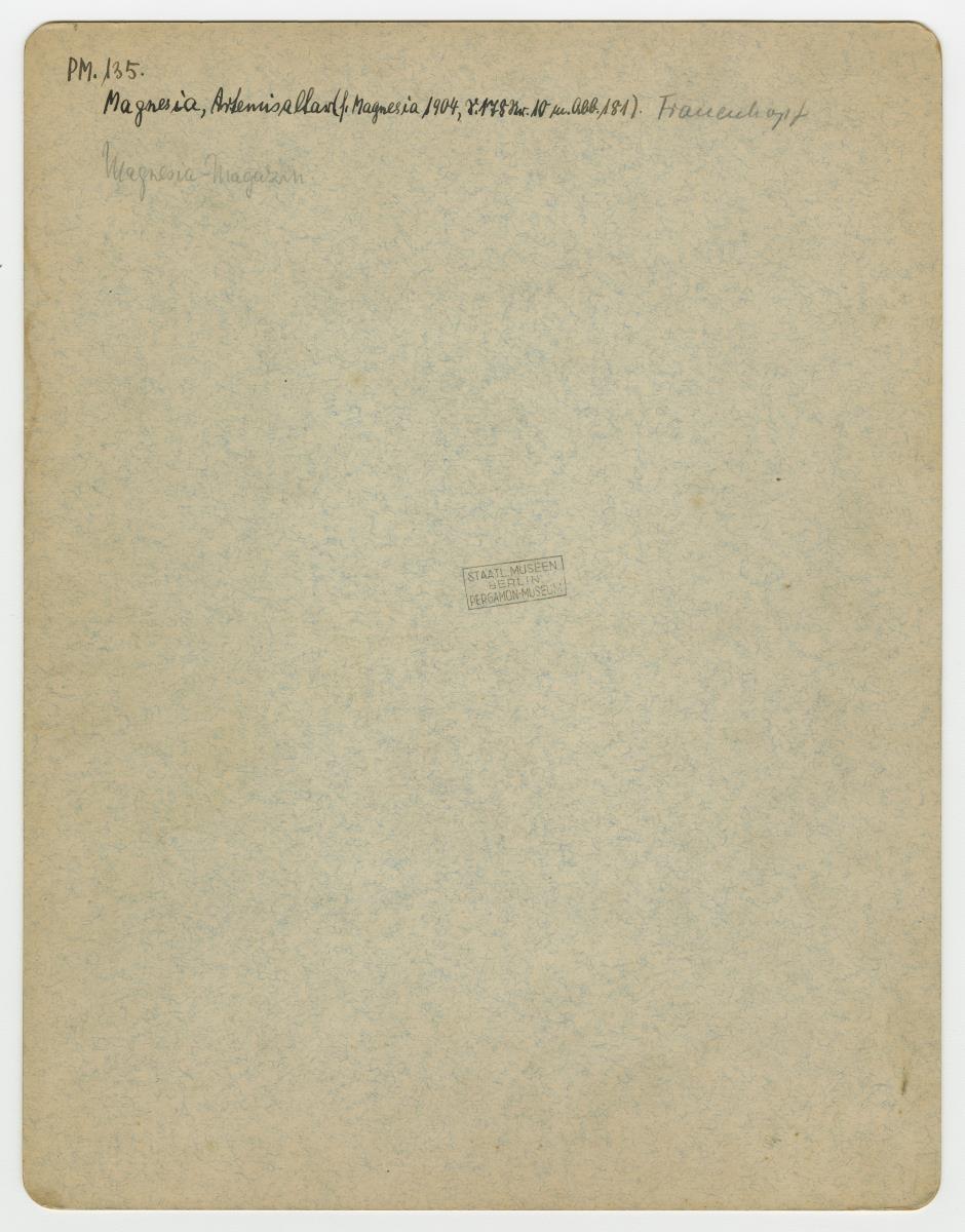 Magnesia am Mäander, Artemisaltar, Reliefplatten