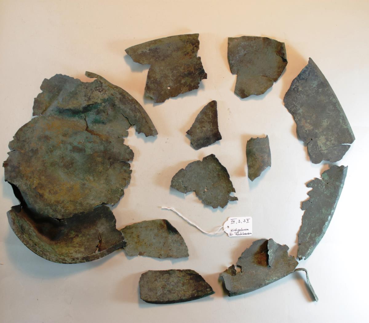 Bronzeschalenfragment