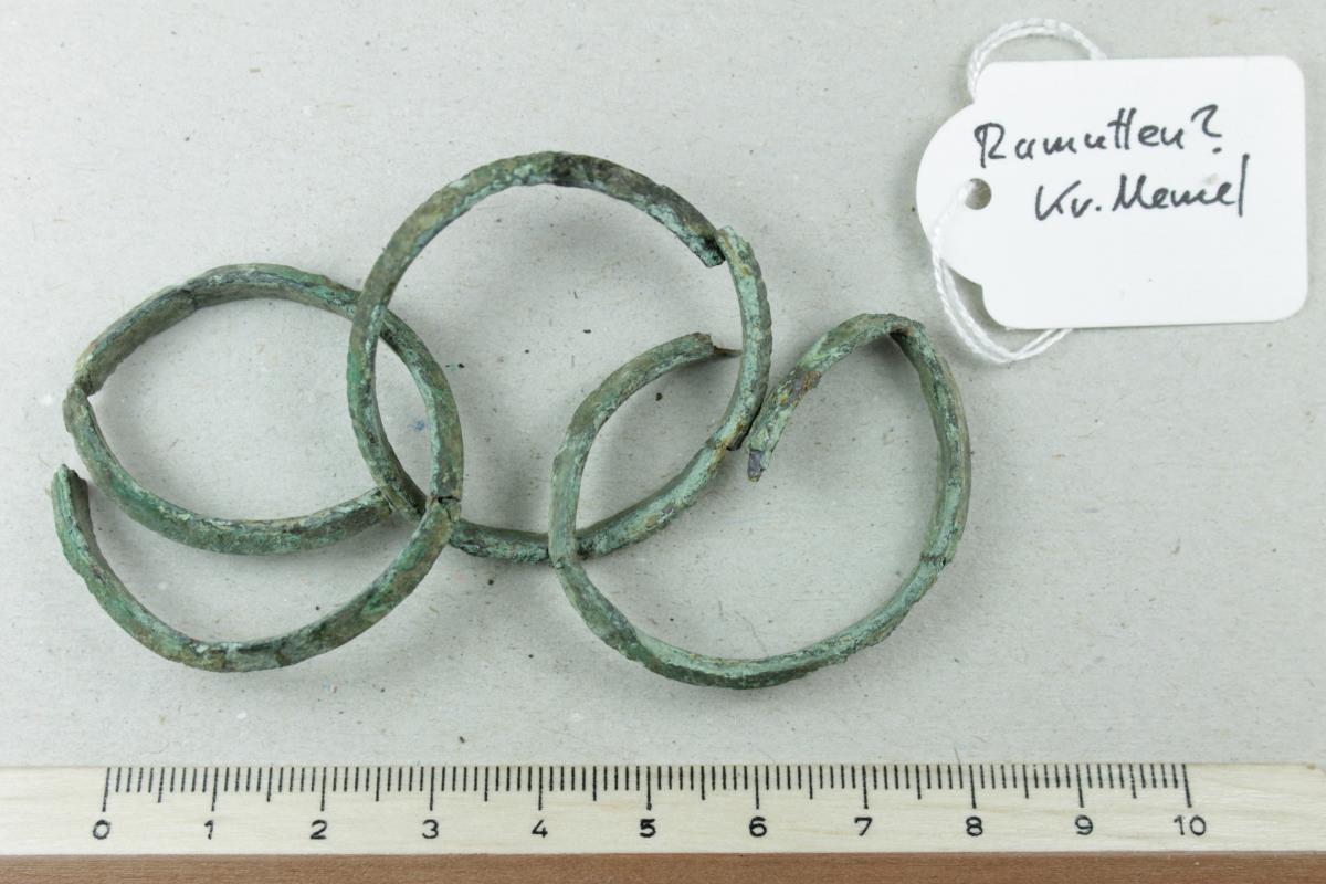 Bronzene Kettenringe
