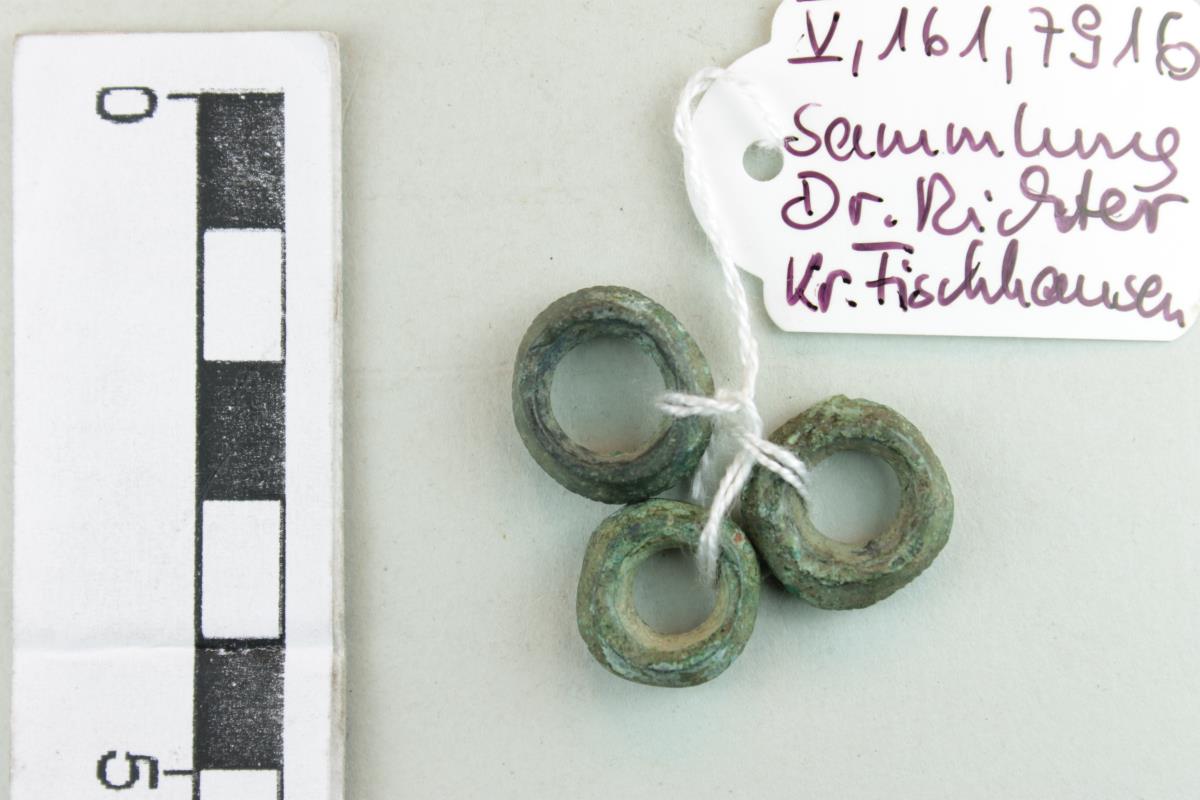 Bronzene Kettenringe