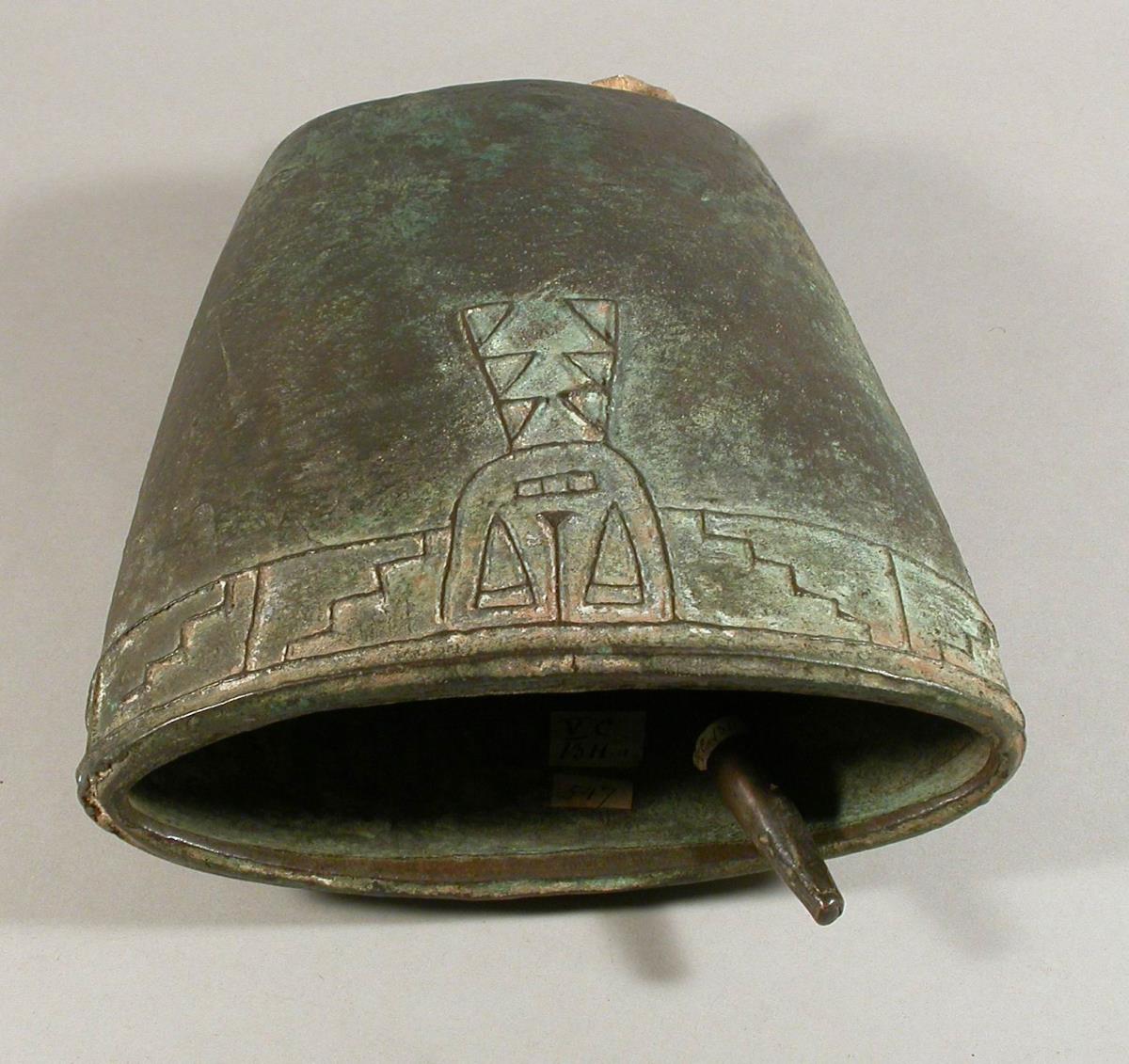V C 1311 a,b
