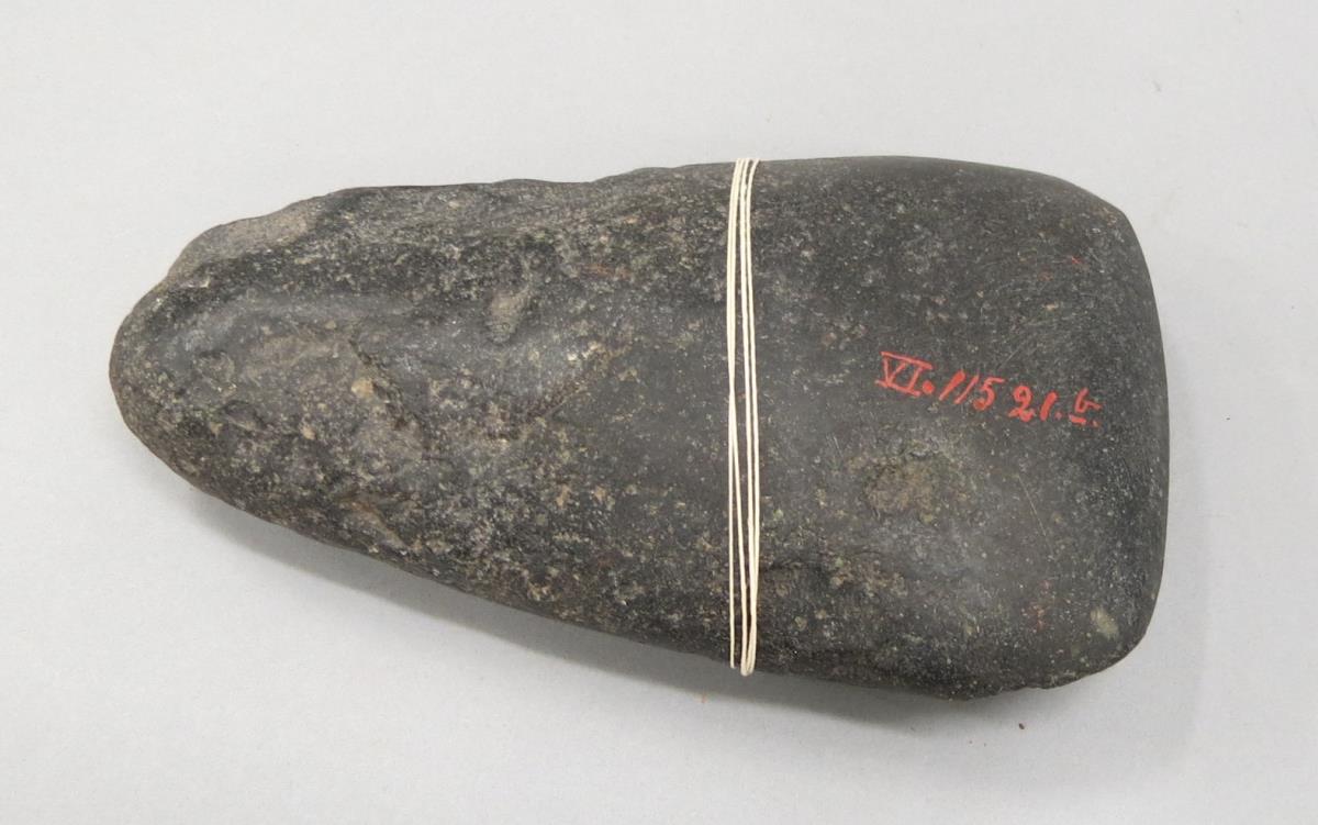 VI 11521 b