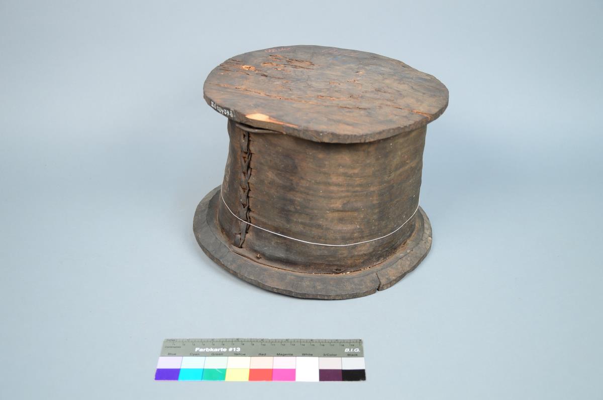 III C 27439 a,b