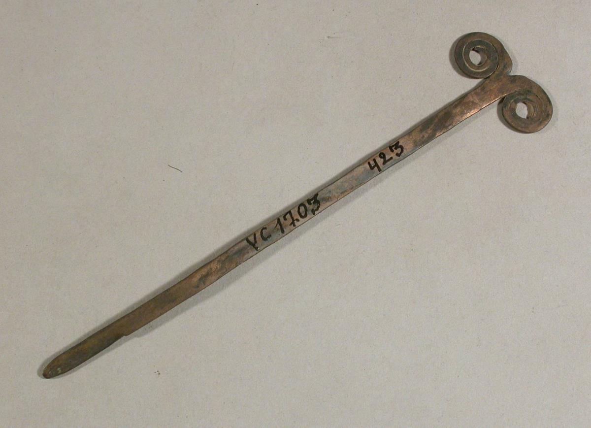 V C 1703