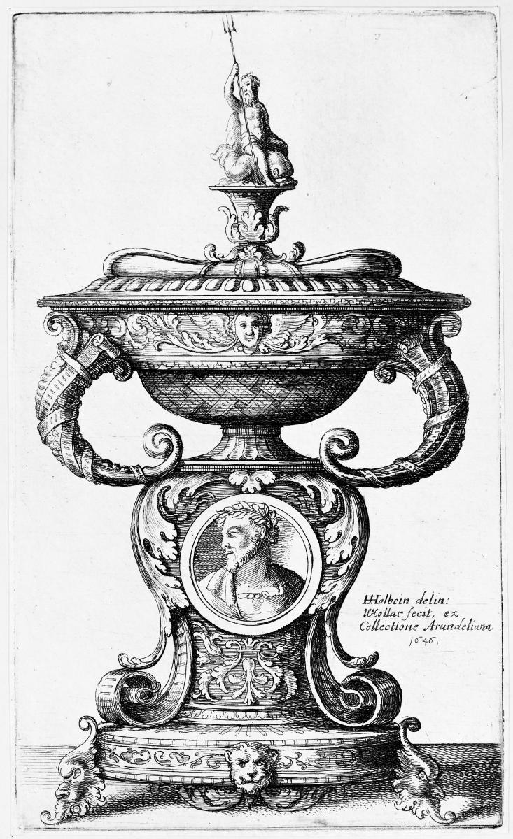 Zweihenkeliger Pokal mir bekröntem Deckel