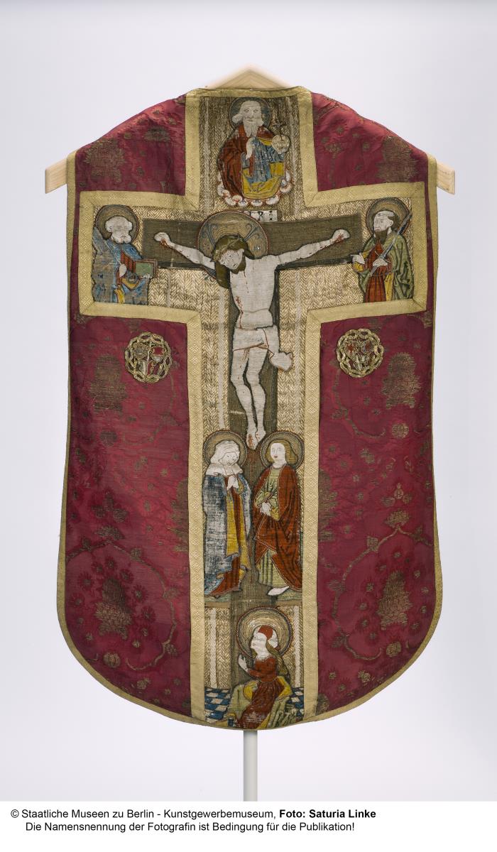 Rote Kasel mit den Wappen des Erzbischofs Albrecht von Brandenburg (1490-1545)