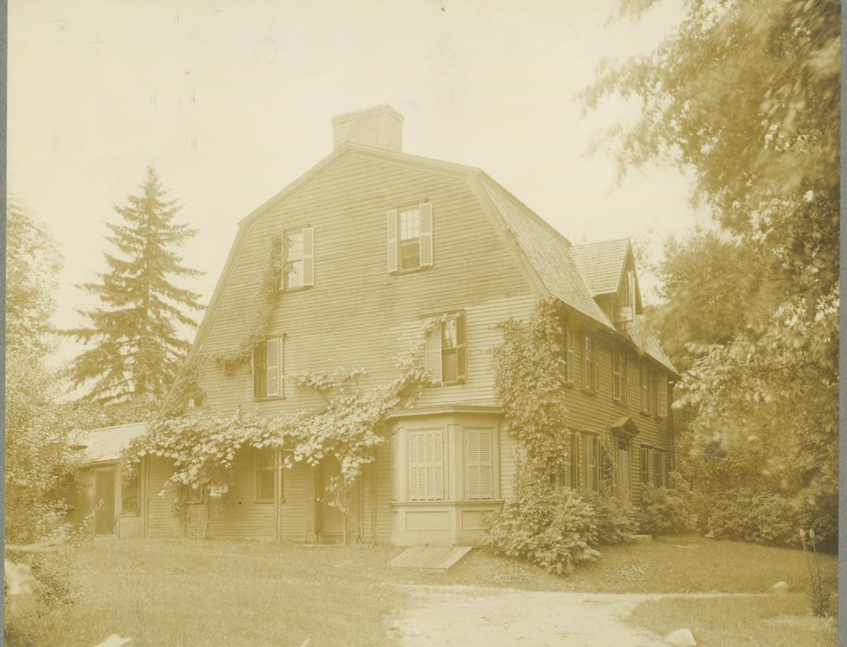 Concord, 269, Monument Steet, The Old Manse / Nathaniel Hawthorne Homes