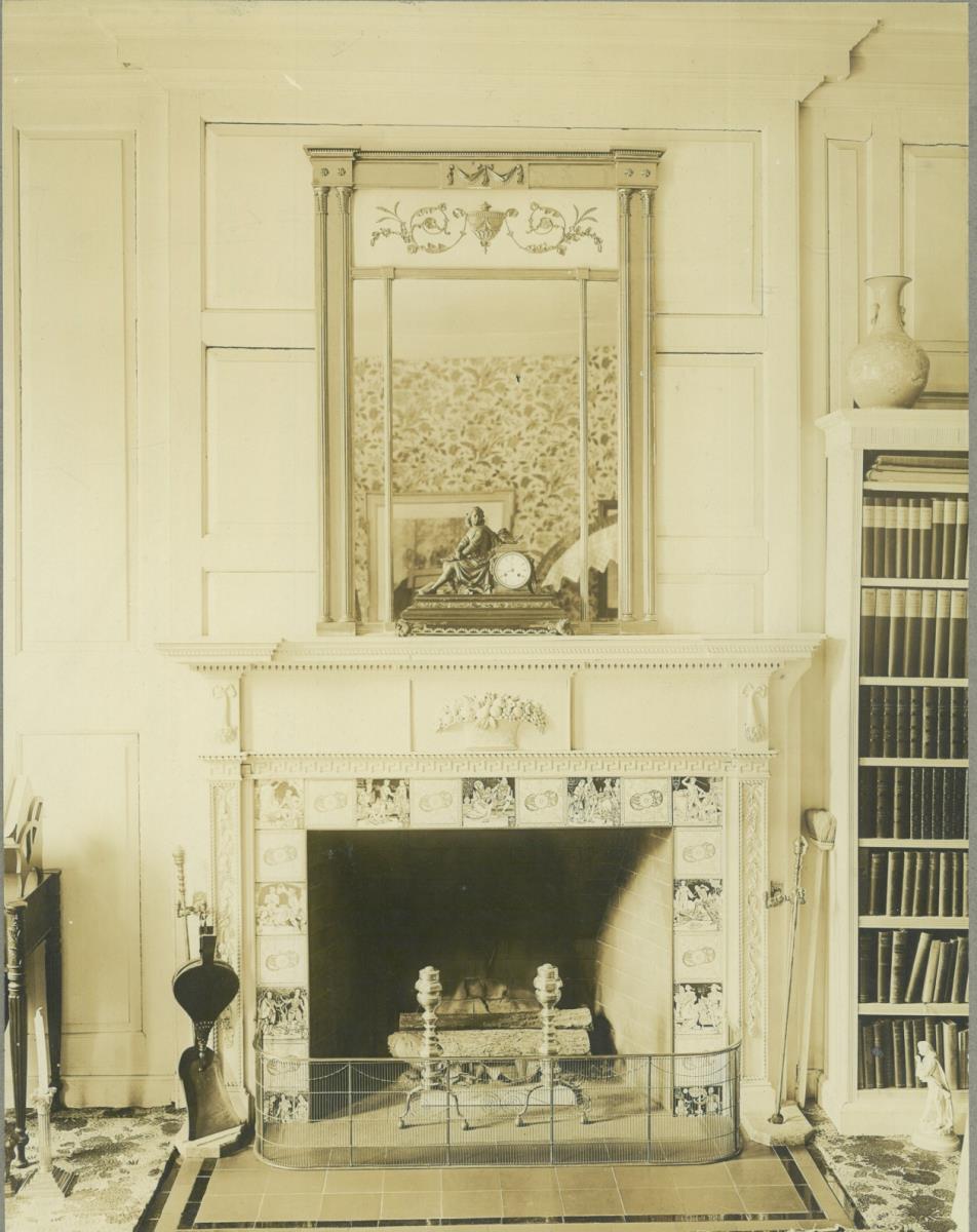 Danvers, Francis Peabody House, "The Lindens", Kamin