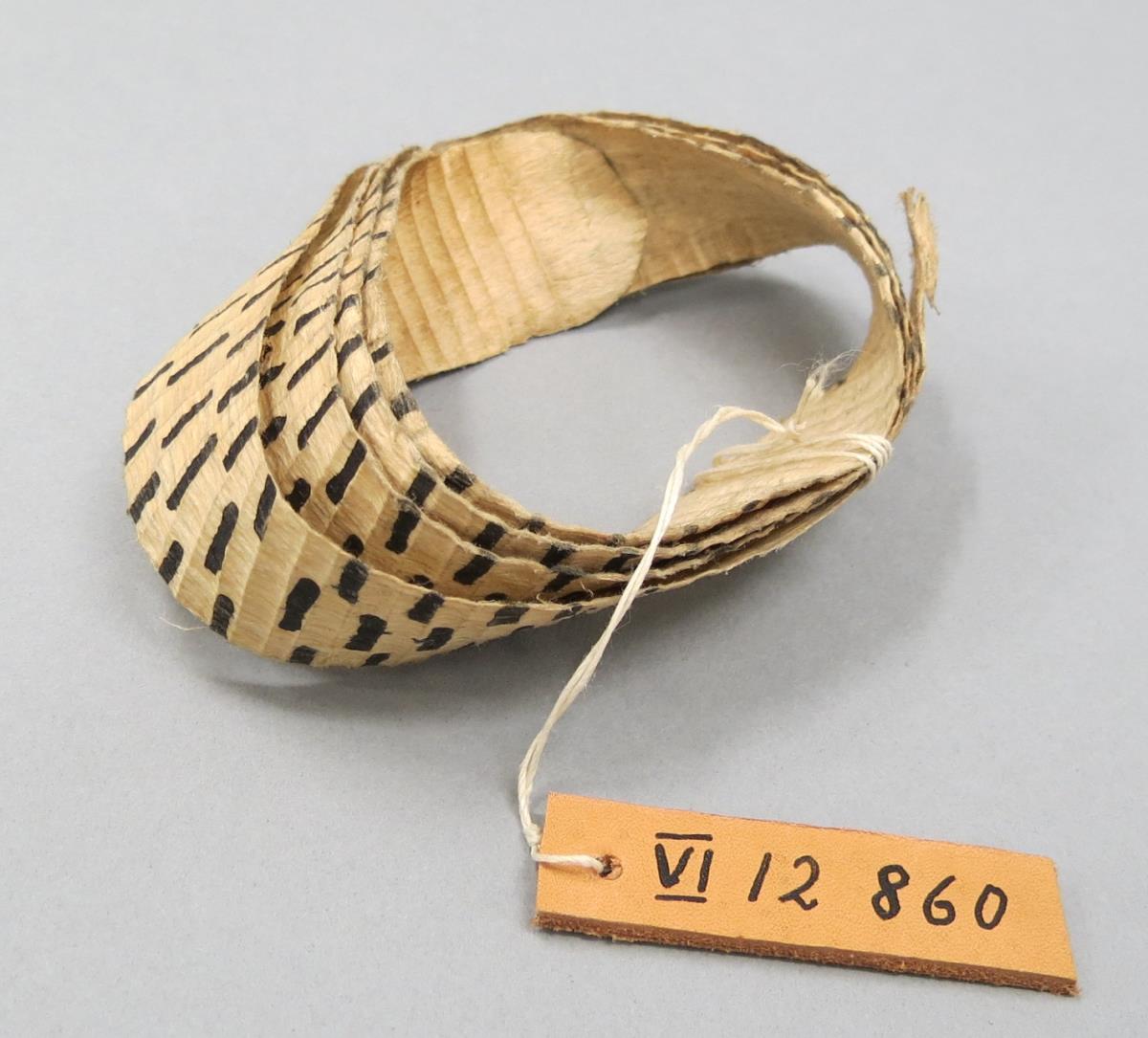 VI 12860