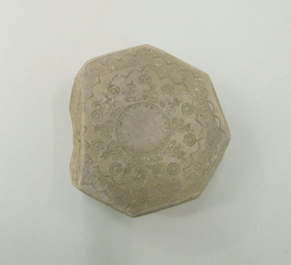 I B 565