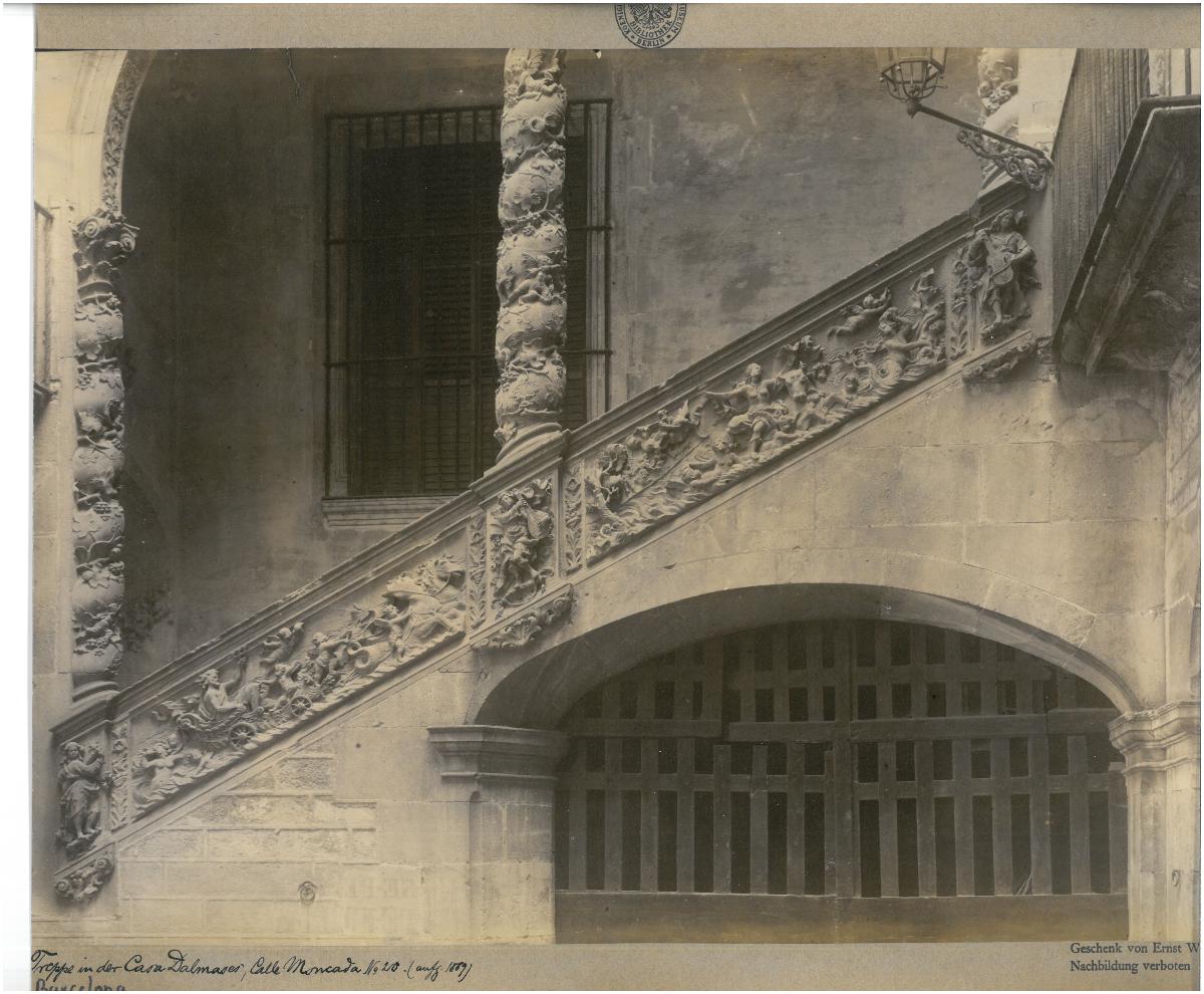 Barcelona, Casa Dalmases, Treppe