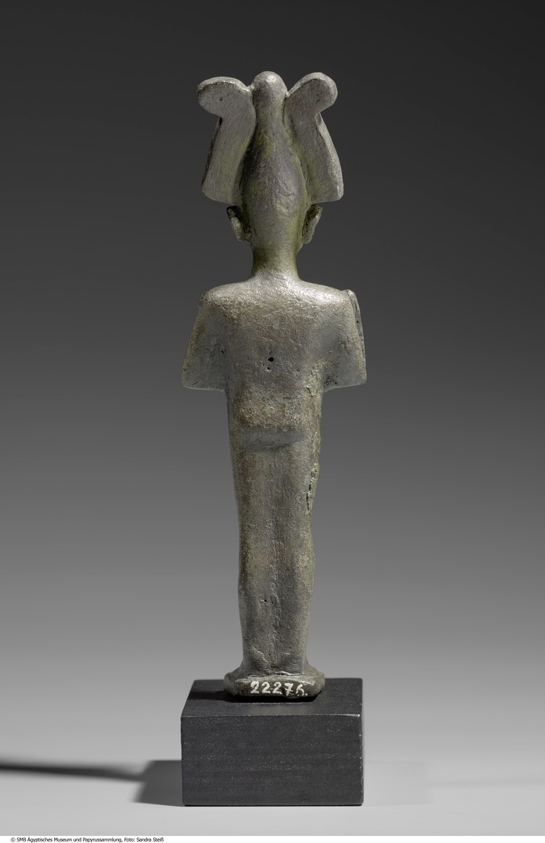Statuette des Gottes Osiris, stehend mit Atef-Krone